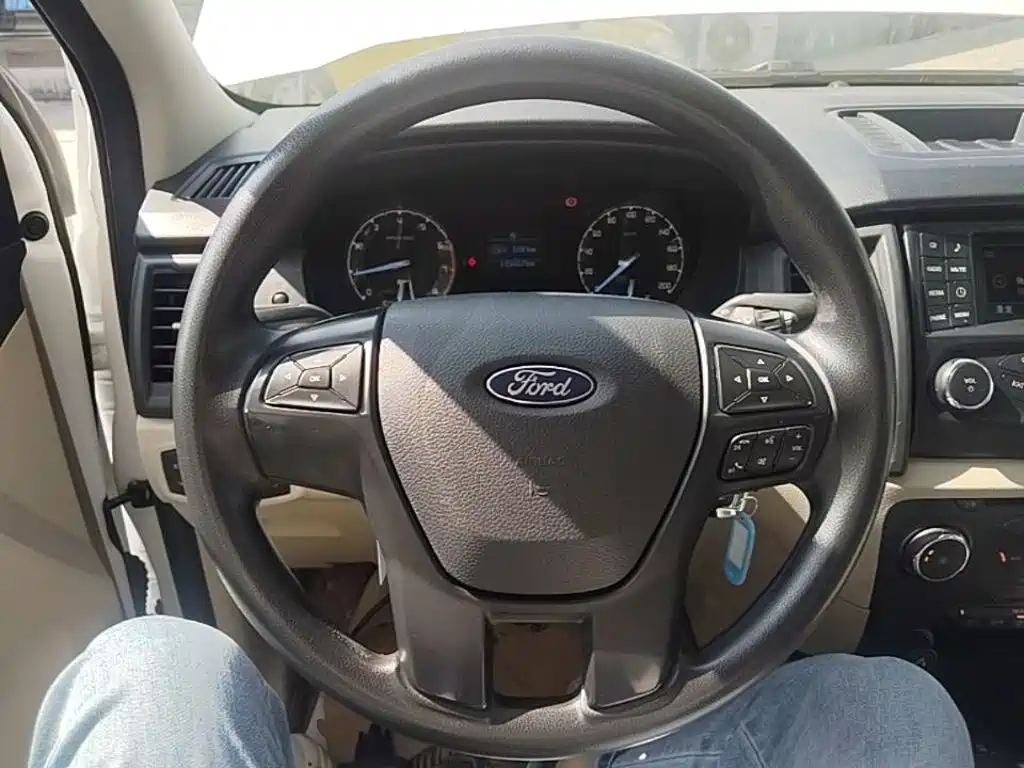 Ford Everest 2018 2017 2.0T Gasoline Automatic 4WD Elite Edition 5-Seater