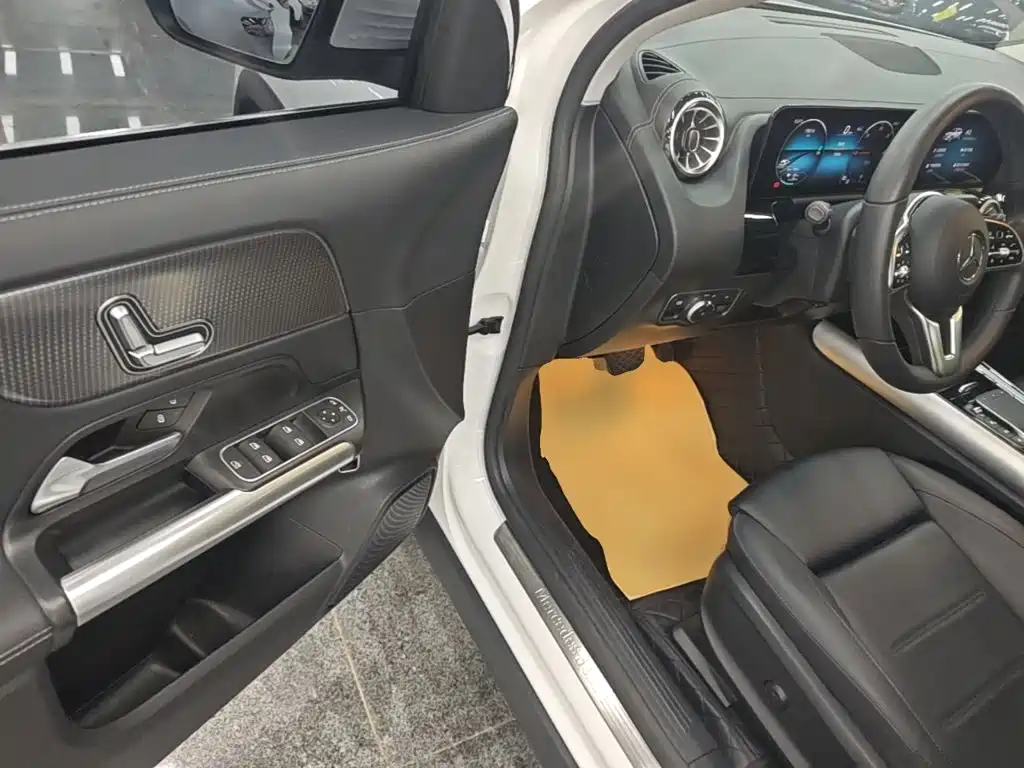 Mercedes-Benz EQA 2023 2023 EQA 260