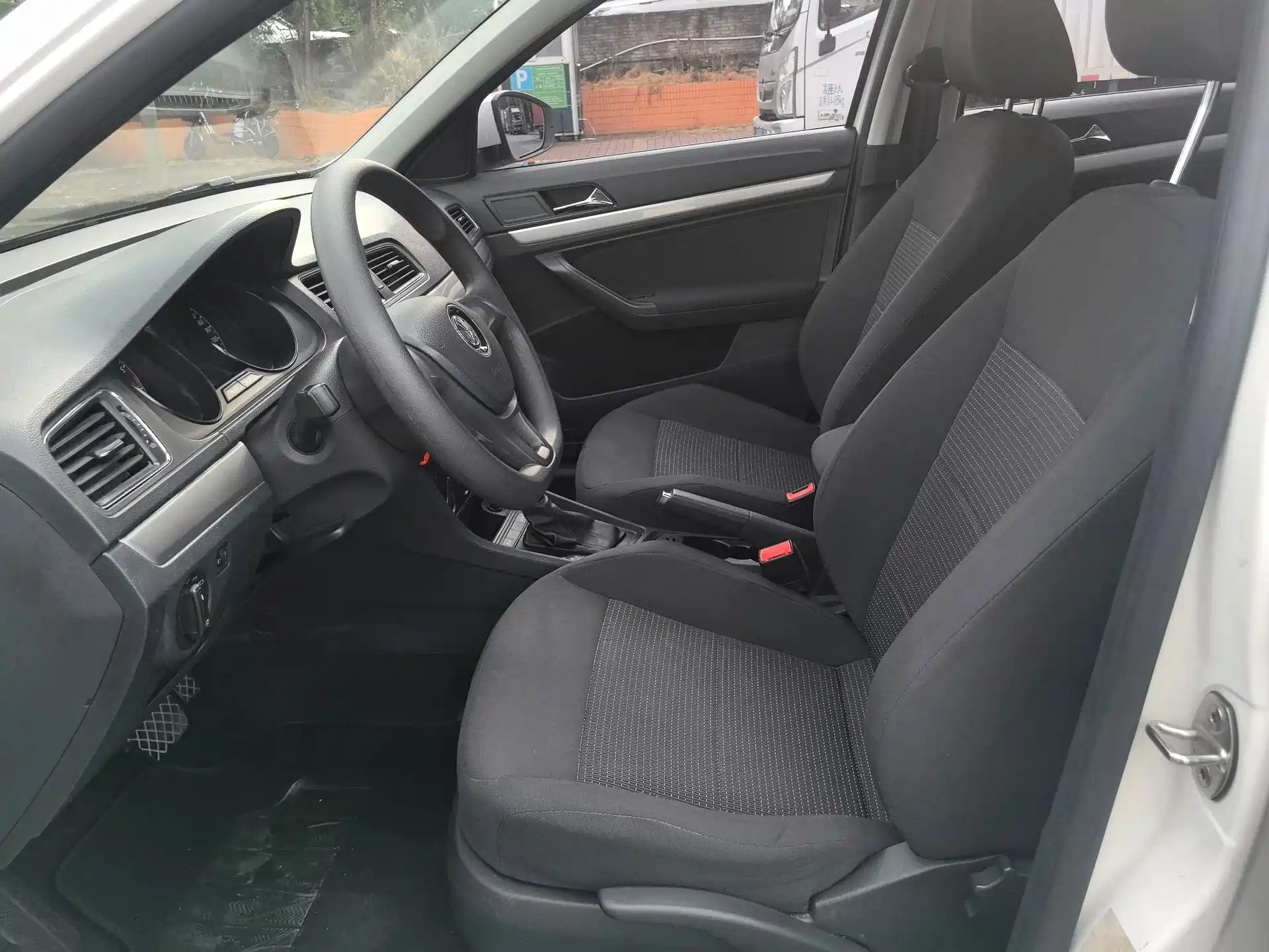 Photo 10 - Volkswagen Lavida