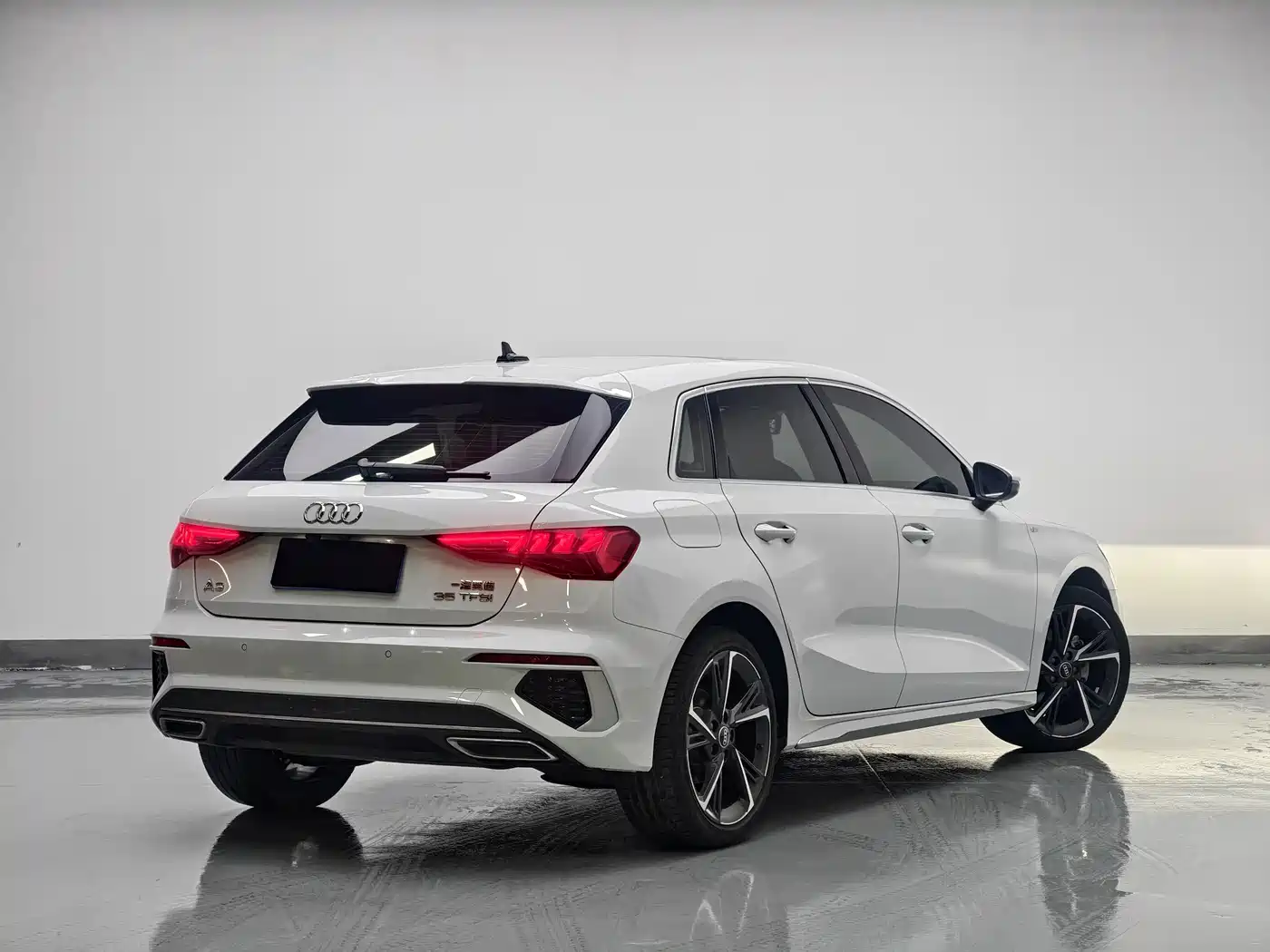 Audi A3 2022 Sportback 35 TFSI Style Sport фото 4