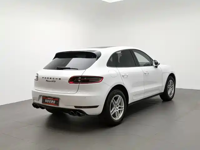 Porsche Macan 2017 Macan 2.0T — фото 2