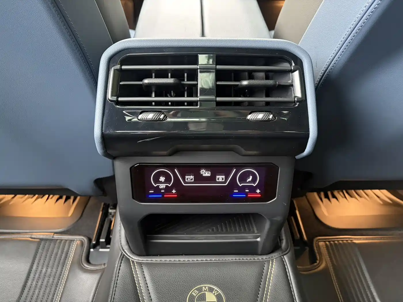 BMW 5 Series 2025 530Li Premium M Sport Package фото 15