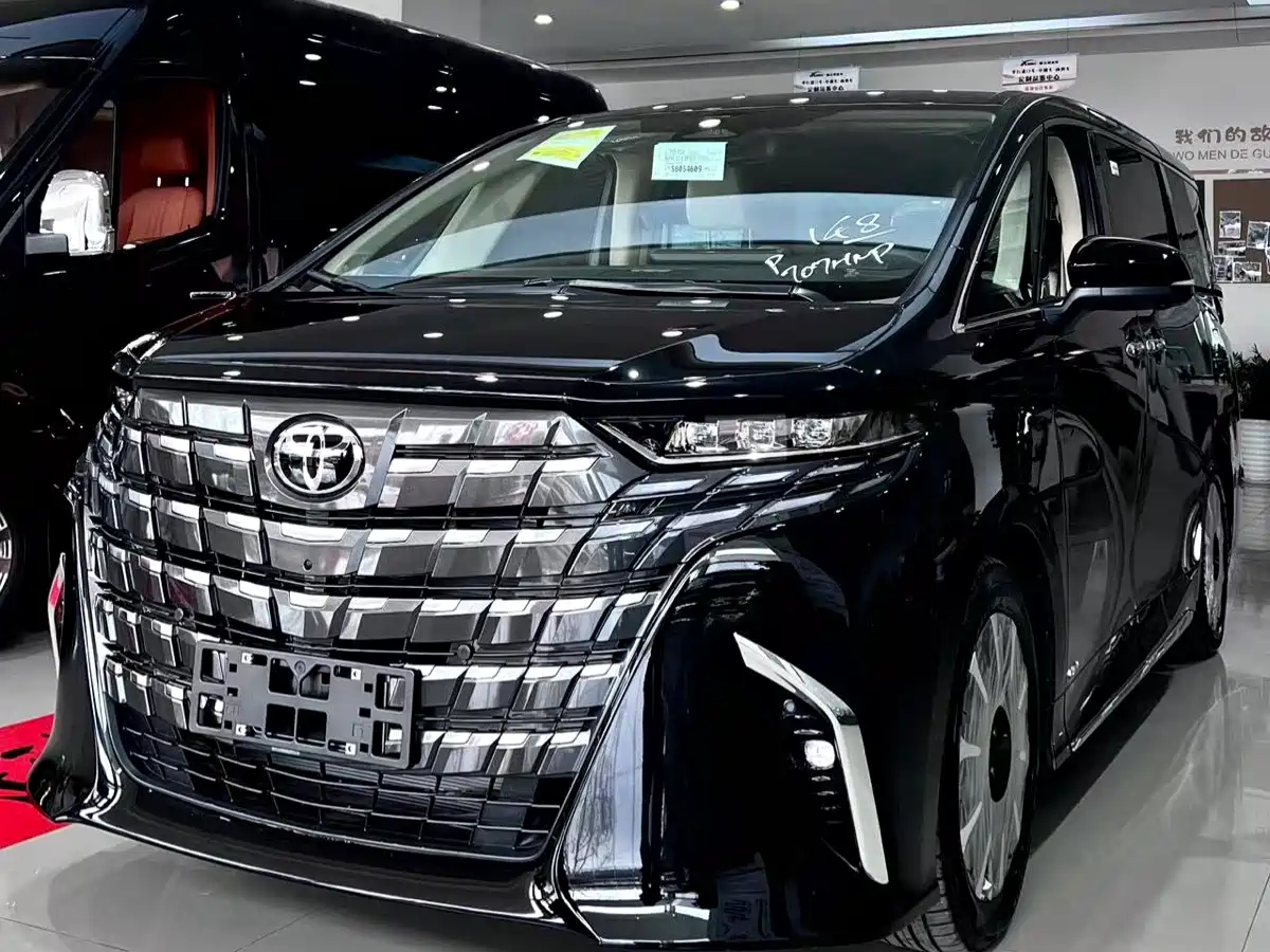 Toyota Alphard 2024 Hybrid 2.5L Ultimate Enjoyment Edition фото 2
