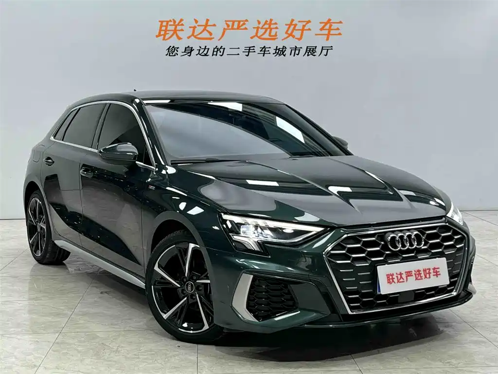 Audi A3 2023 Facelift Sportback 35 TFSI Fashion Sport фото 23