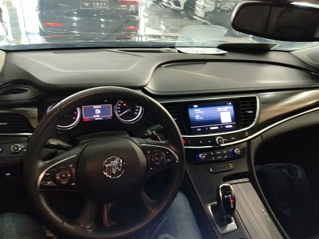 Buick LaCrosse 2021 552T Luxury Edition фото 10
