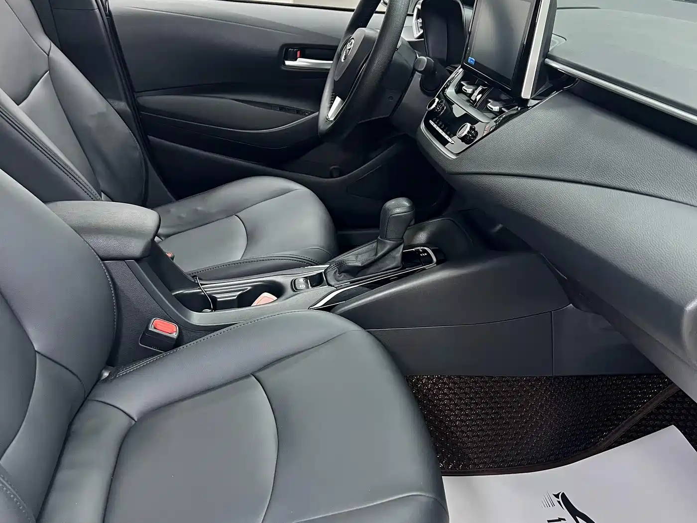 Toyota Corolla 2022 TNGA 1.5L CVT Pioneer Edition фото 18