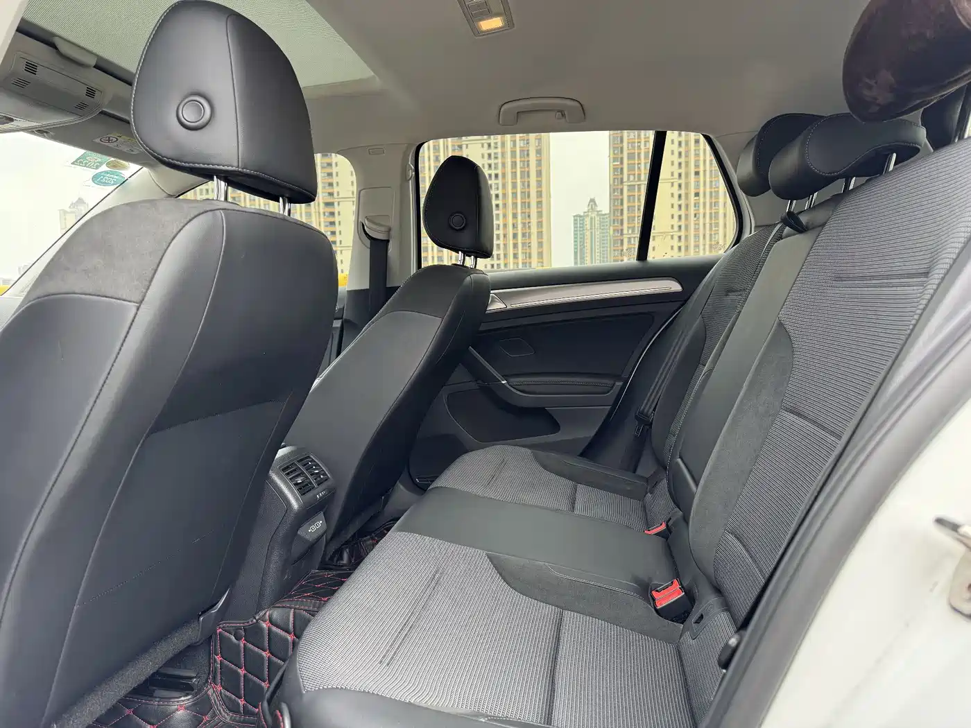 Volkswagen Golf 2020 280TSI DSG Comfort фото 16
