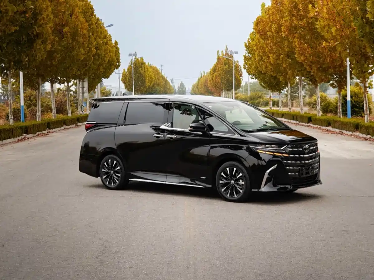 Toyota Alphard 2025 Hybrid 2.5L Prestige Gold Edition фото 7