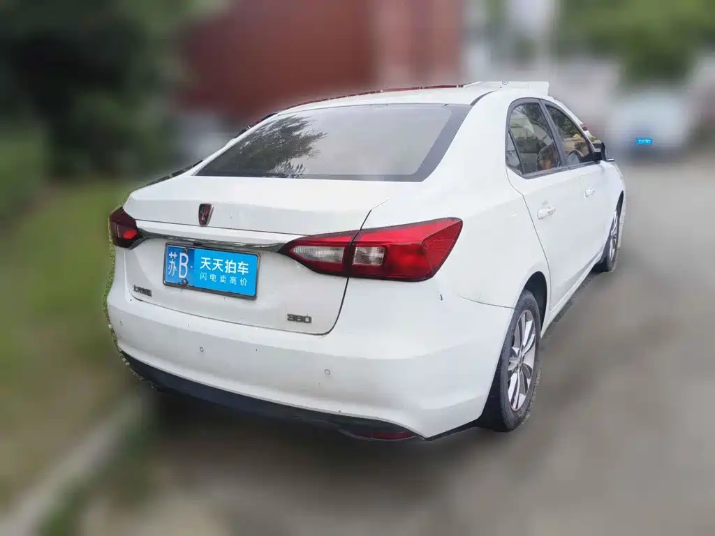 Roewe 360 2015 2015 1.5L Automatic Luxury