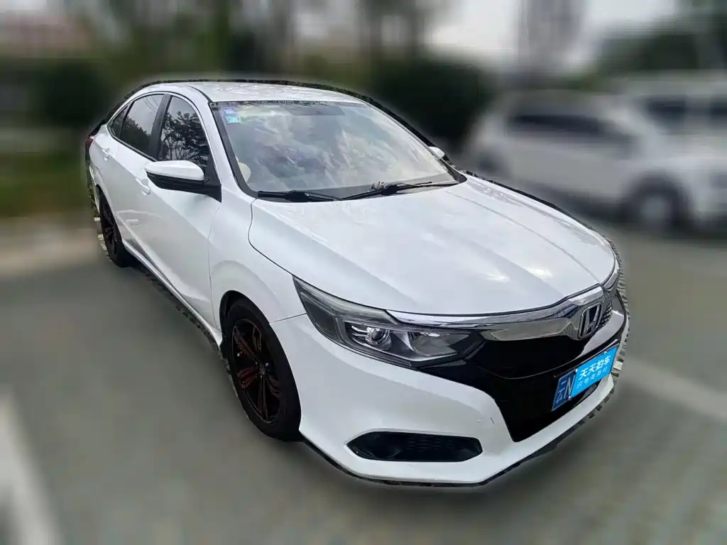 Photo 3 - Honda Crider