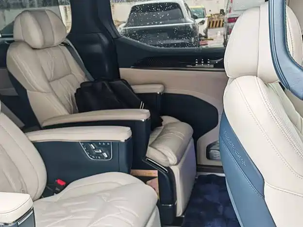 ZEEKR 009 2025 2024 7-Seat Aisle AWD Version 108kWh