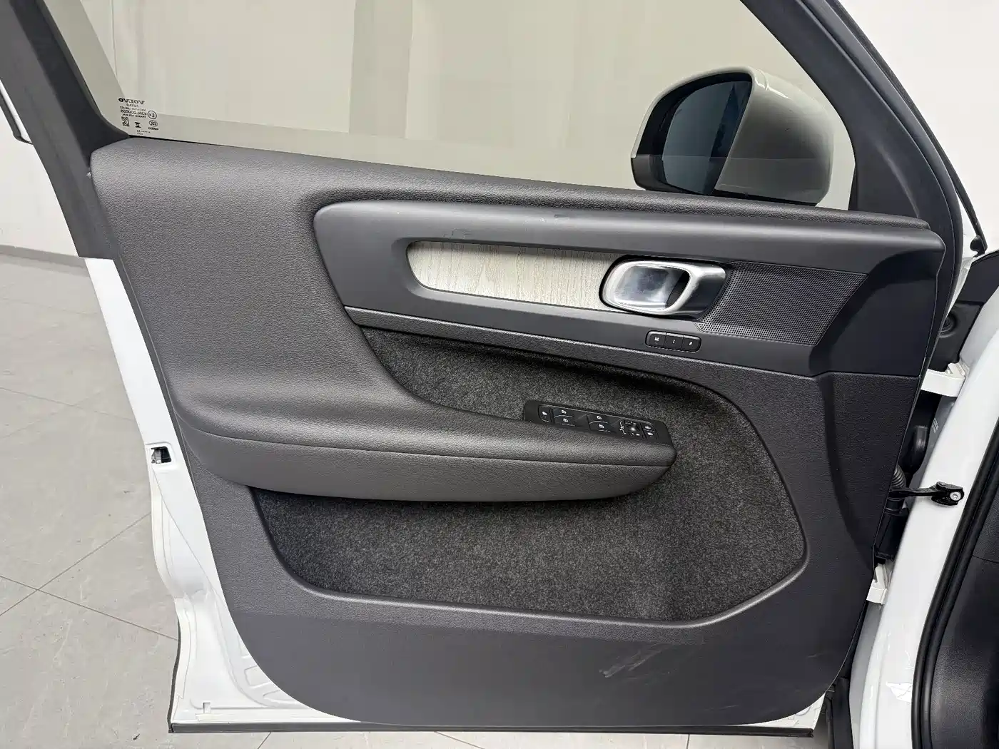 Volvo XC40 2023 2023 B3 Zhiyuan Luxury Edition