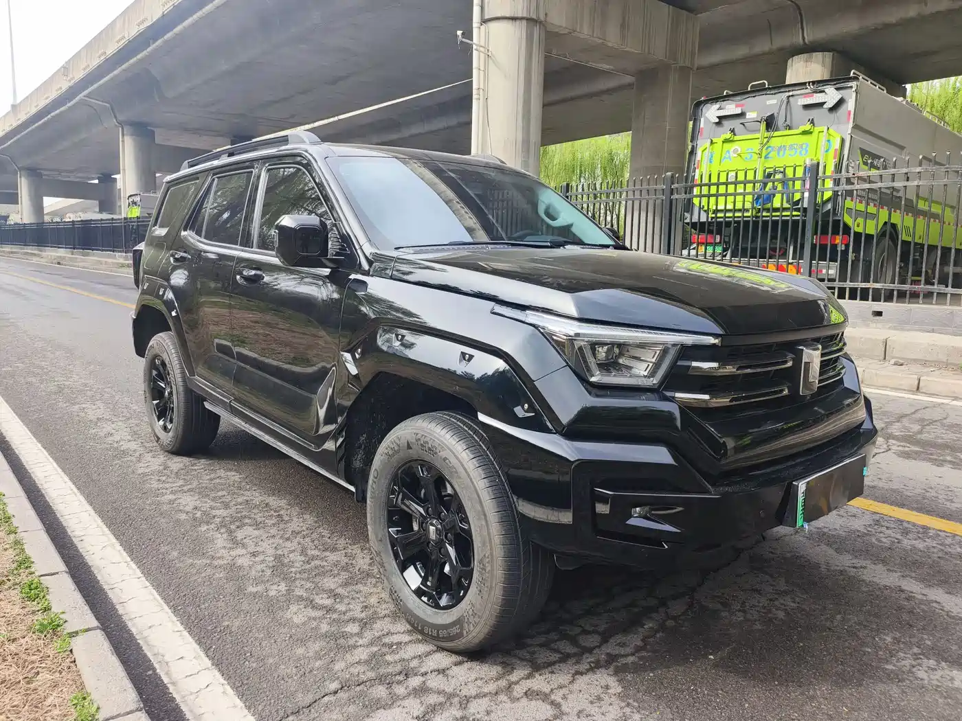 TANK TANK 400 NEW ENERGY