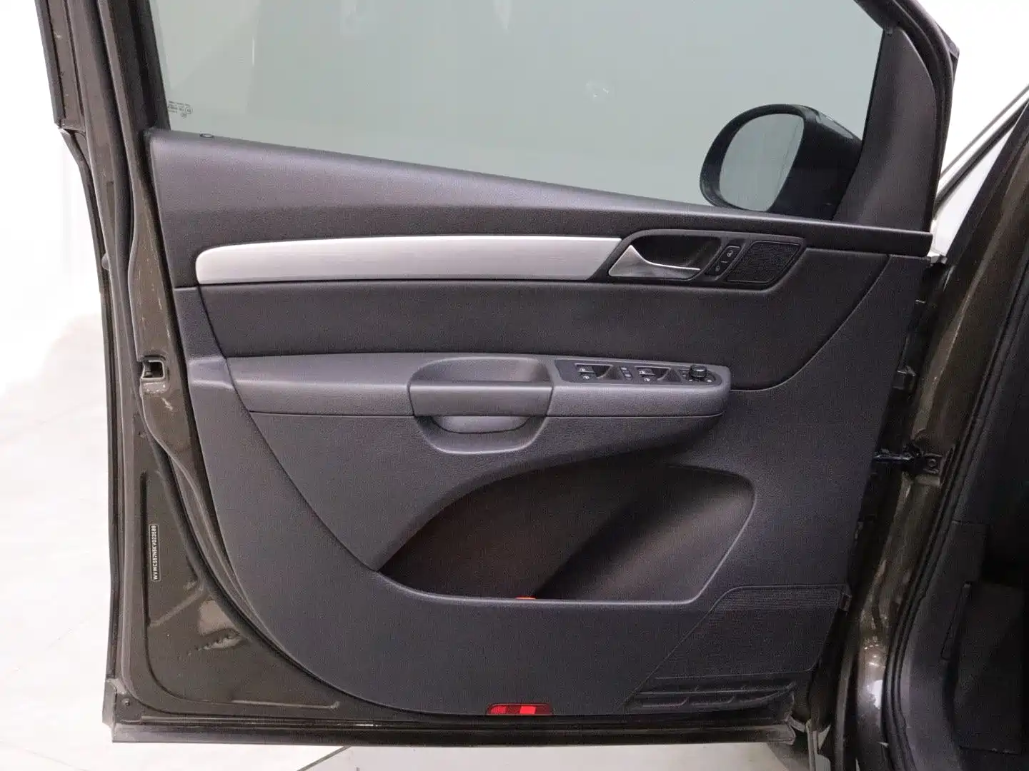 Фото 9 - Volkswagen Sharan
