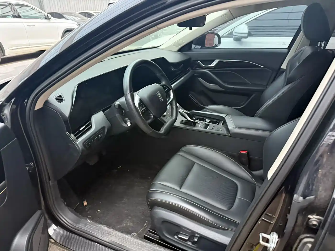 Photo 4 - Besturn B70