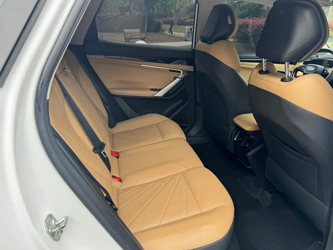 GEELY AUTOMOBILE BOYUE L