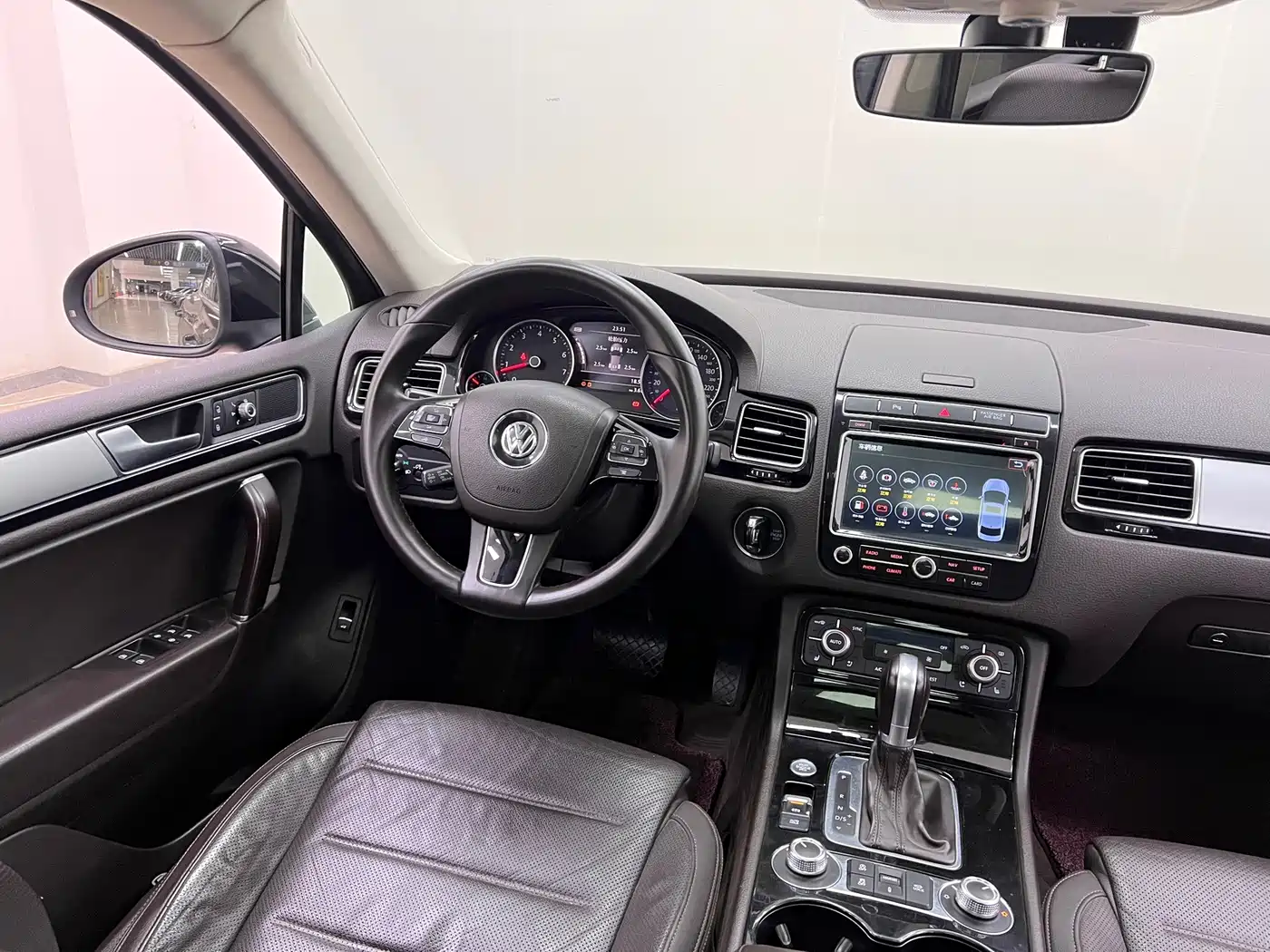 Volkswagen Touareg 2017 2017 3.0TSI Explorer Edition