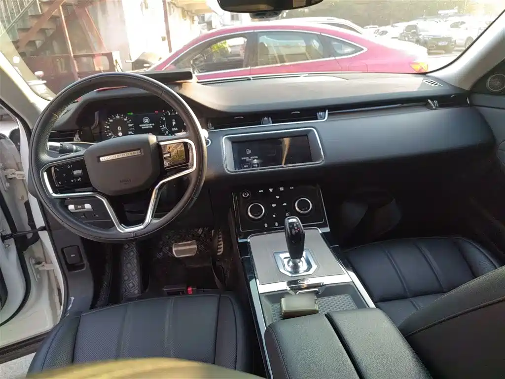 Land Rover Range Rover Evoque 2021 Range Rover Evoque L 249PS R-Dynamic S Performance Edition фото 7
