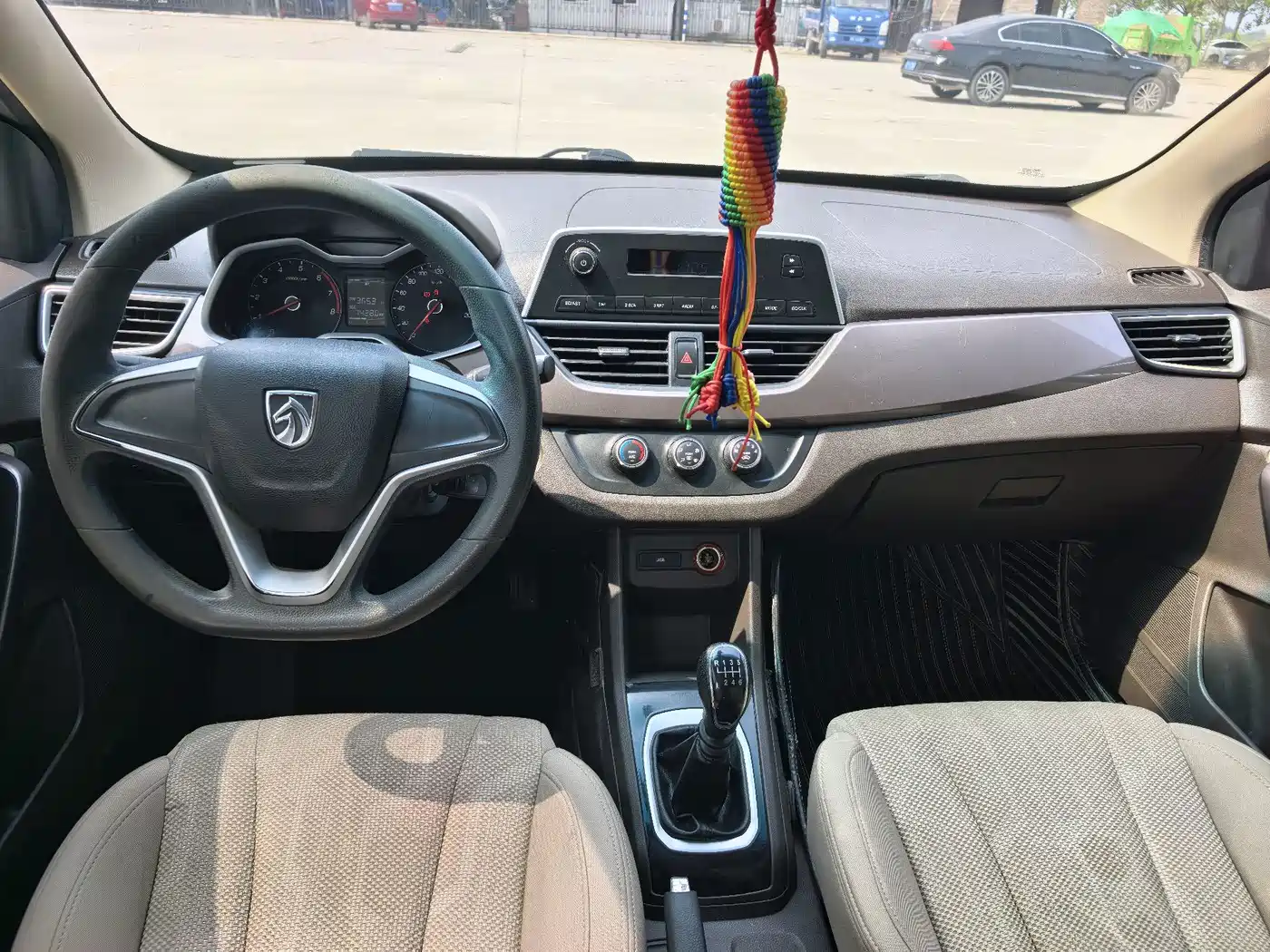 Baojun 310W 2017 2017 1.5L Manual Comfort China V