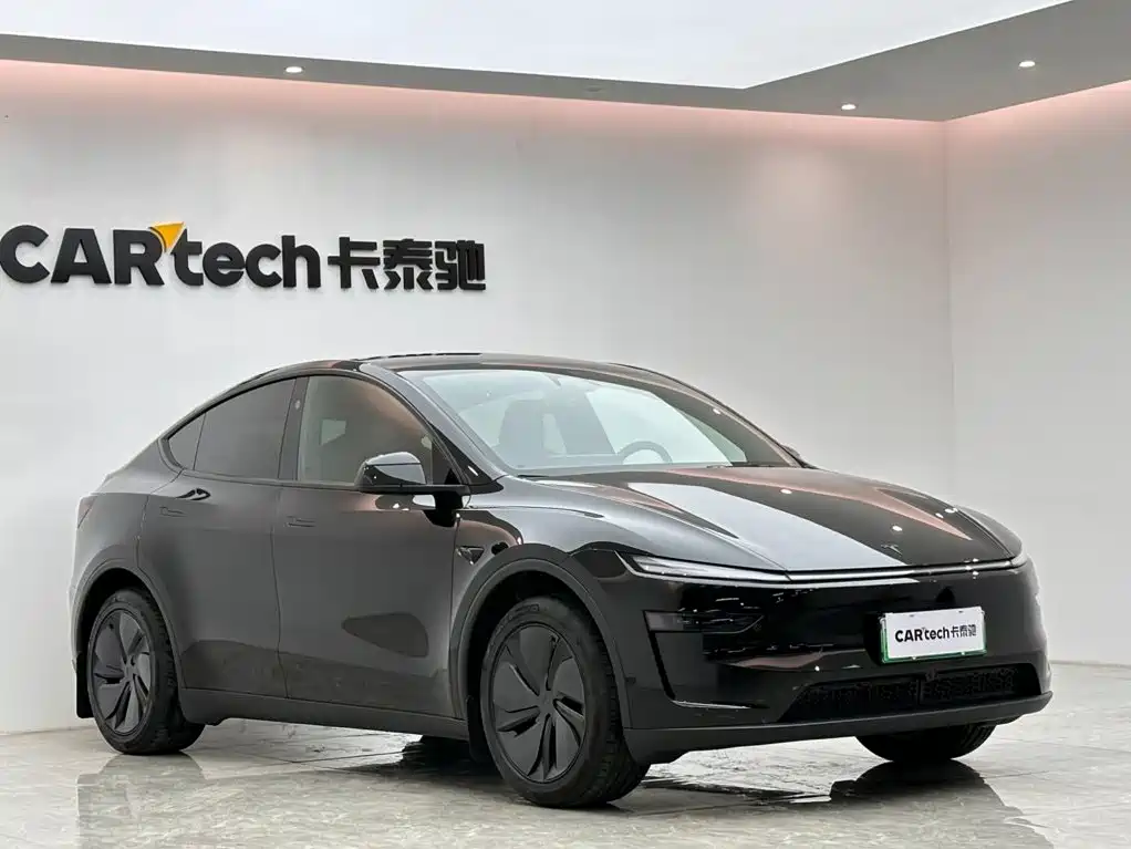 Tesla Model Y 2026 2026 Facelift Long Range Rear-Wheel Drive