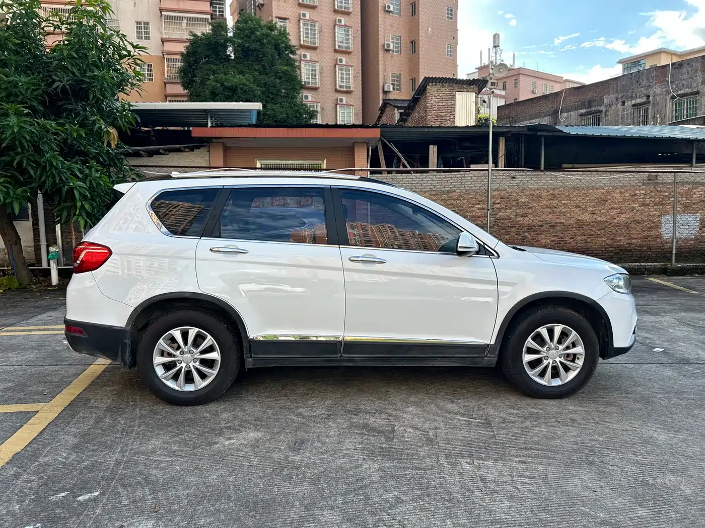 Фото 8 - Haval H6