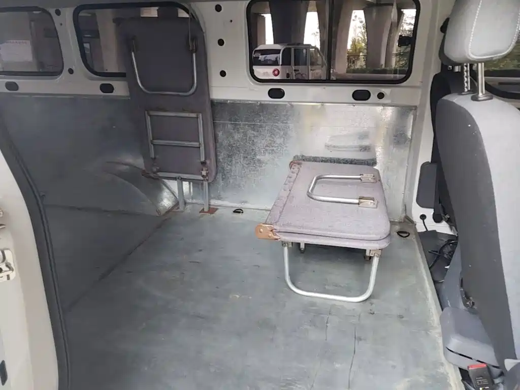 Wuling Motors Wuling Yangguang 2025 2024 300KM Comfort Bus Version 75kW