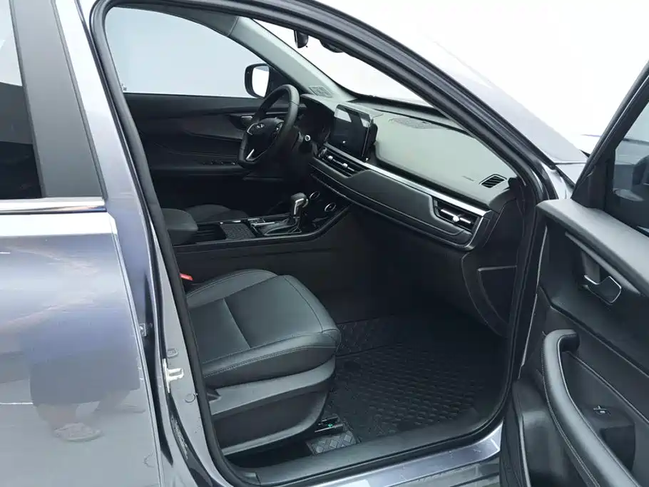 Chery Tiggo 5x 2025 2025 1.5L CVT Excellence Edition