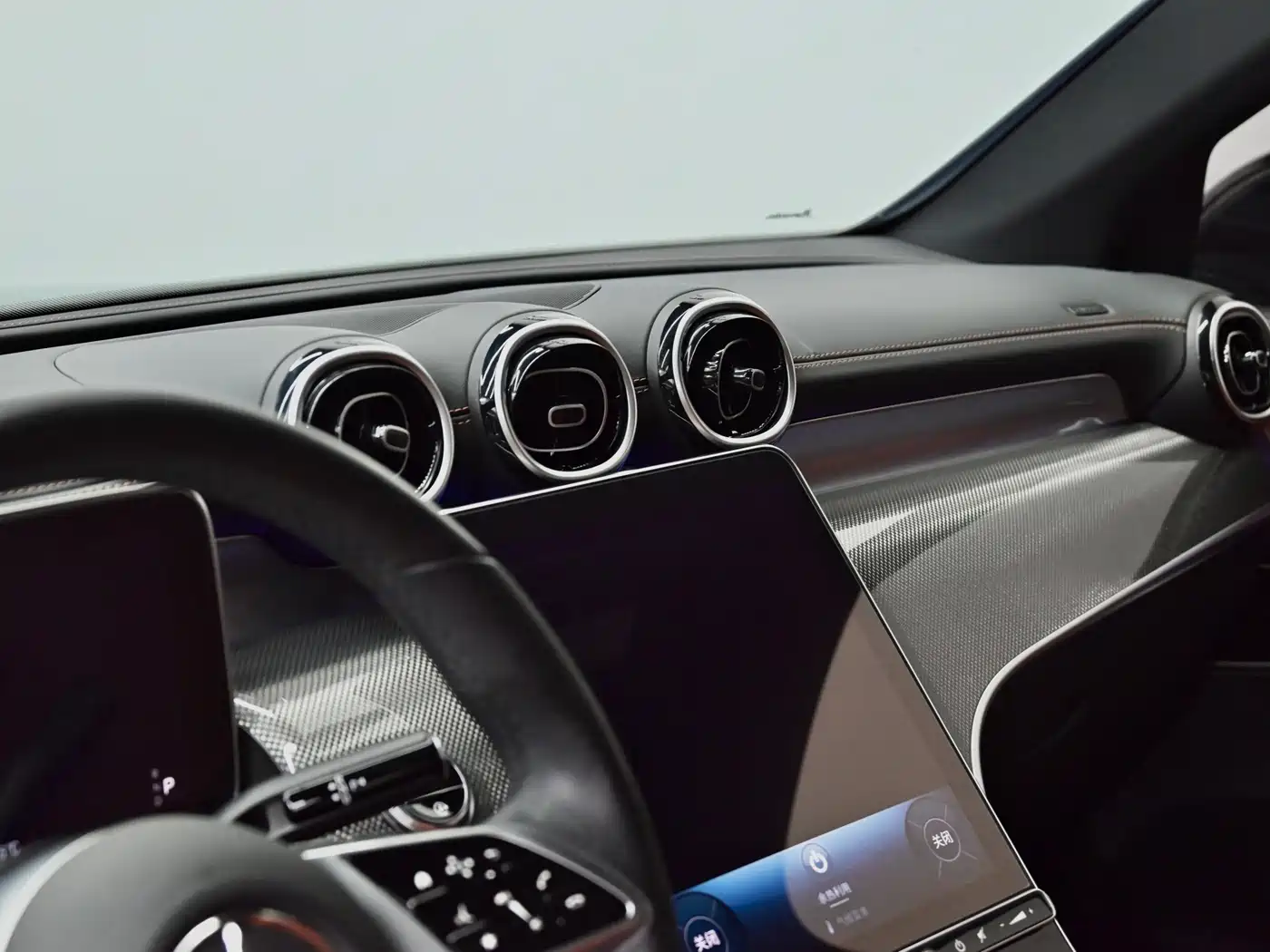 Mercedes-Benz GLC, миниатюра 16