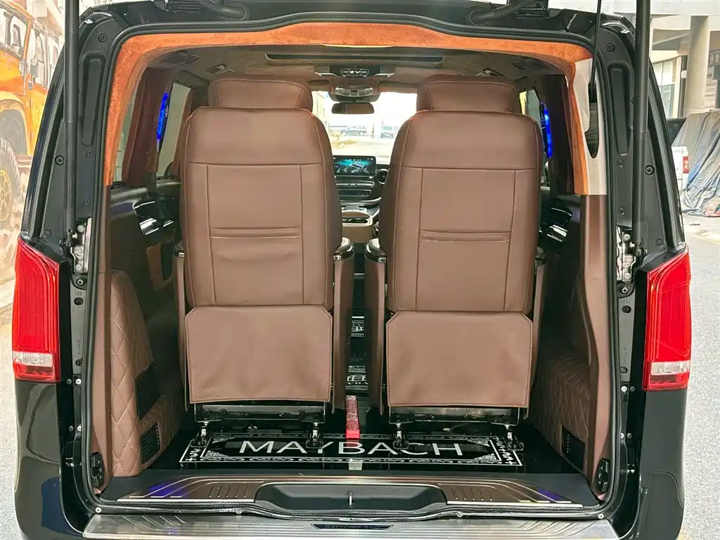 MERCEDES-BENZ V CLASS