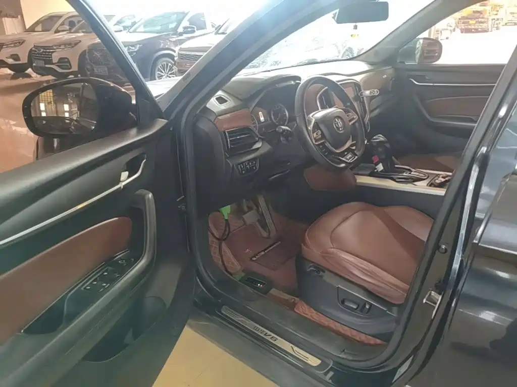 Zhonghua V6 2019 2018 1.5T Automatic Flagship