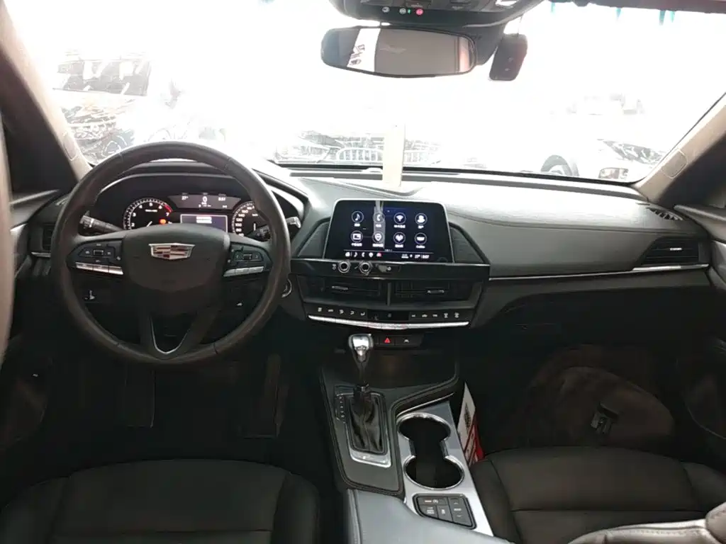 Cadillac CT4 2023 2023 25T Luxury Model