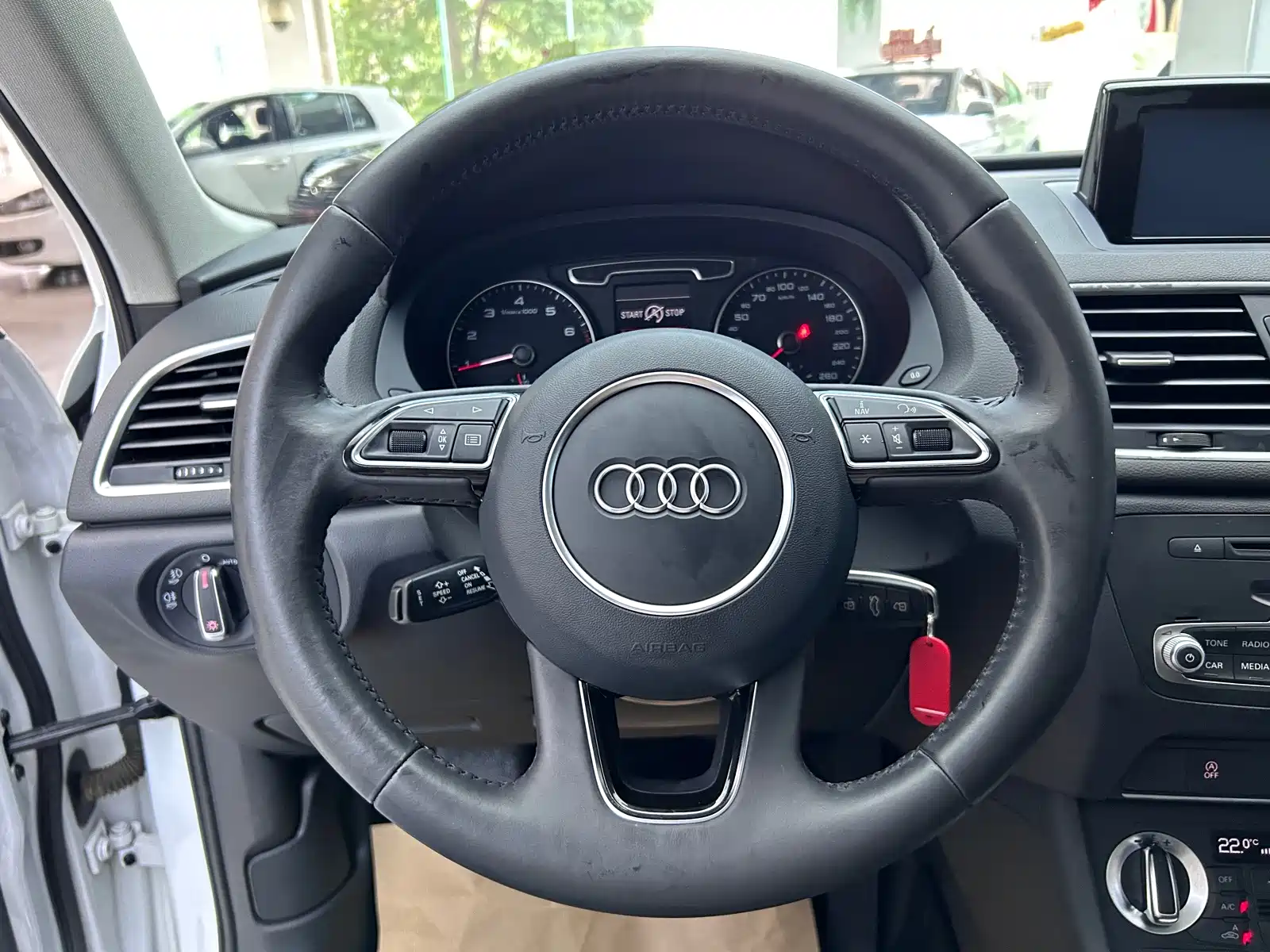 Фото 16 - Audi Q3