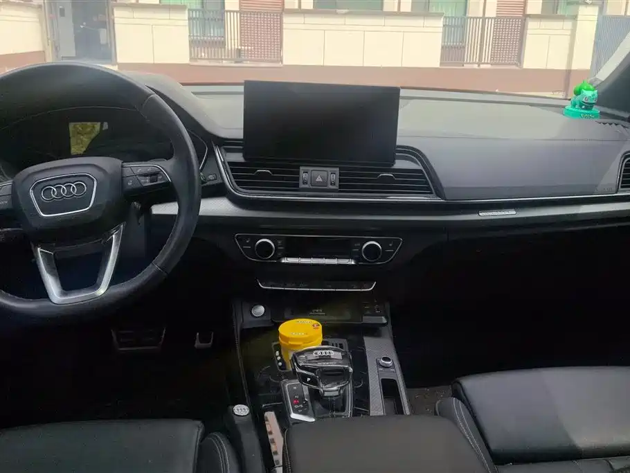 Audi Q5L 2023 40T Luxury Dynamic фото 12