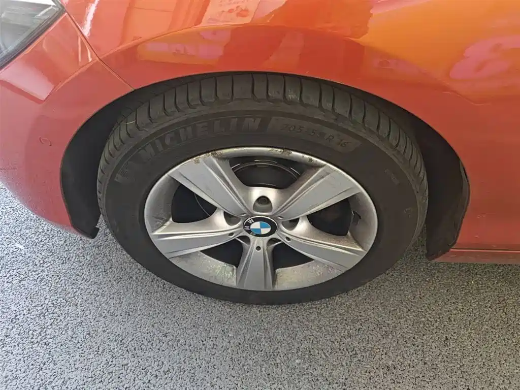BMW 1 Series (Import) 2013 Facelift 118i Sport Model фото 25