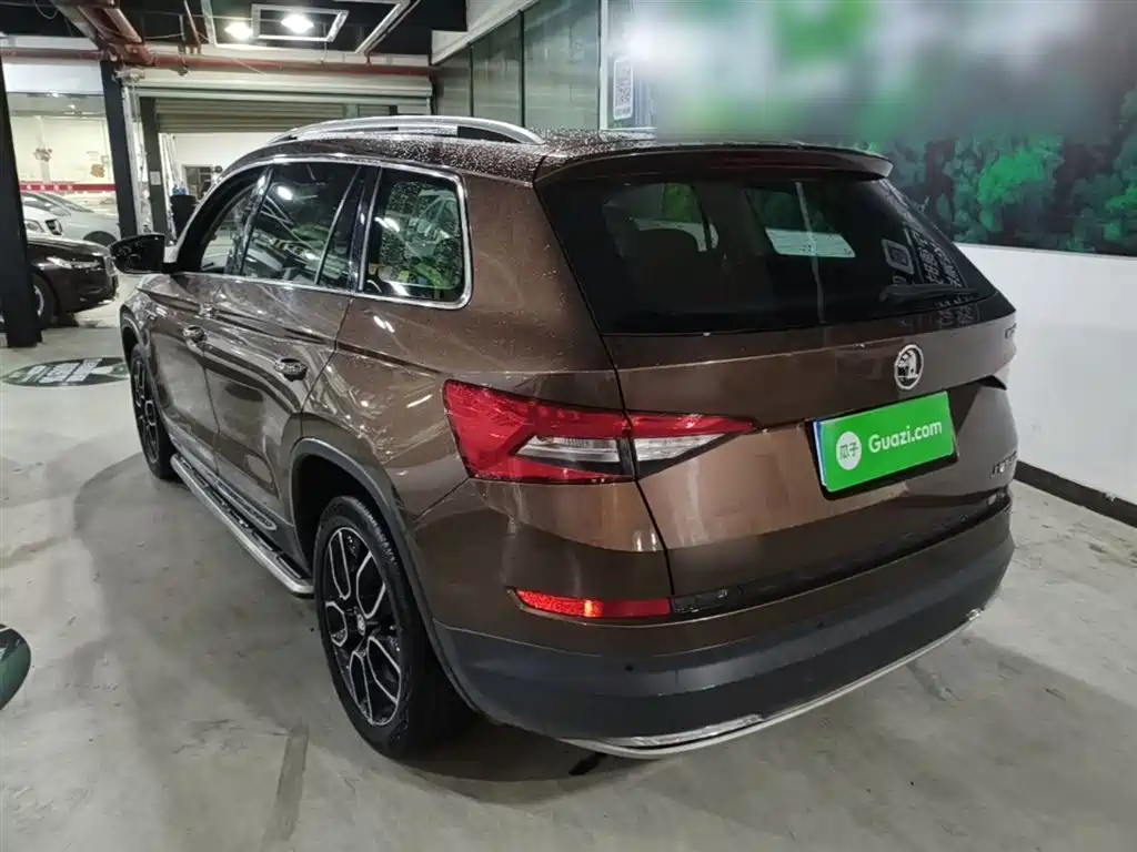 Škoda Kodiaq 2017 TSI330 7-seater 2WD Luxury Edition фото 5
