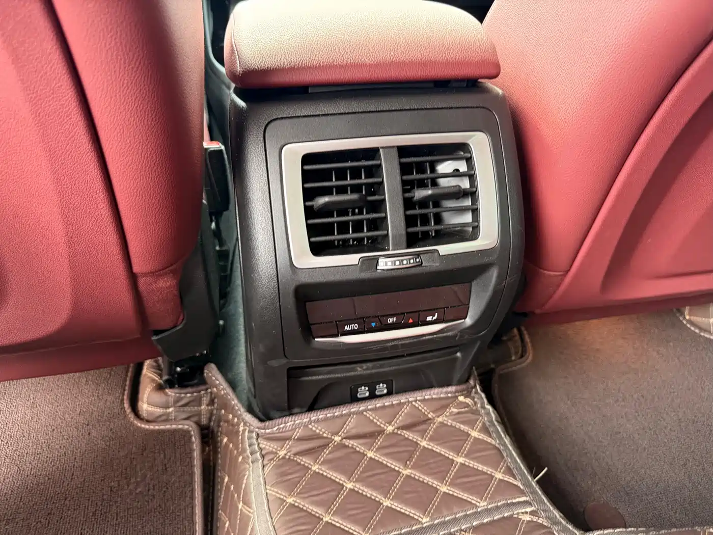 BMW iX3 2025 2024 Leading Edition