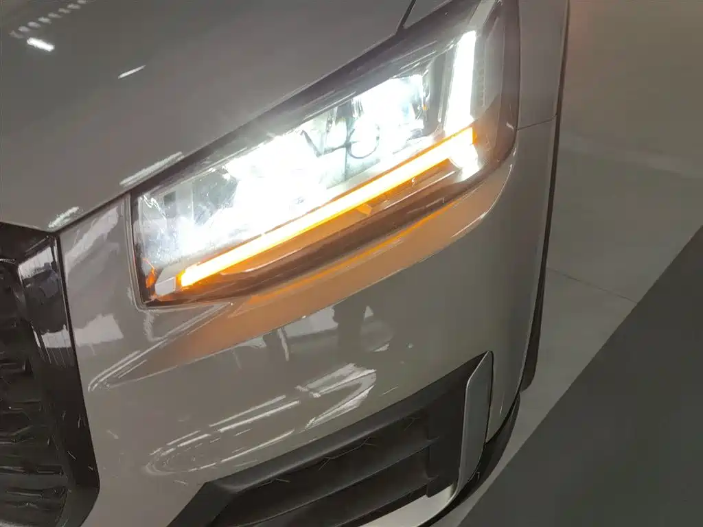 Audi Q2L 2018 35 TFSI Launch Exclusive Edition China V фото 15