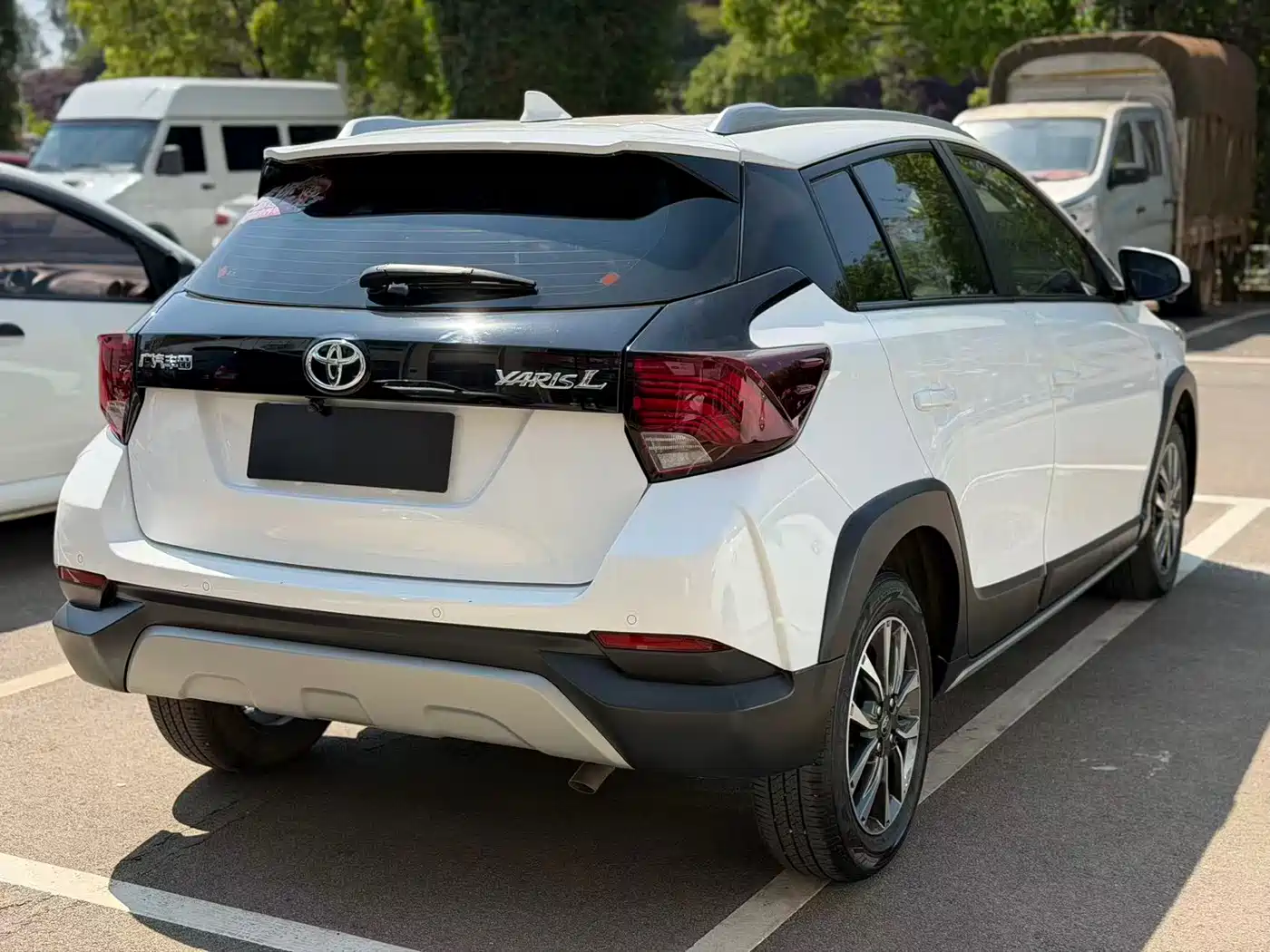 TOYOTA YARIS L ZHIXUAN