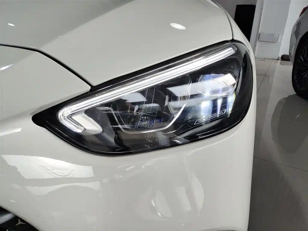 Mercedes-Benz C-Class 2022 C 200 L Sport Version фото 24