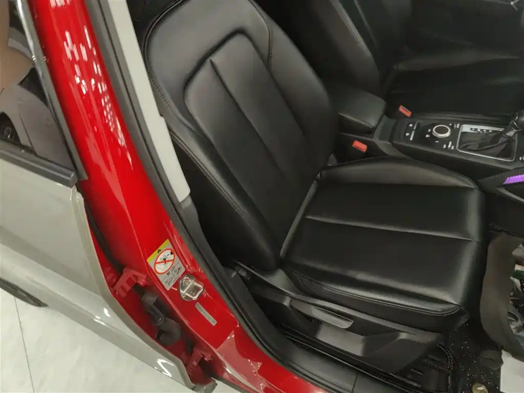 Audi Q2L 2018 35 TFSI Launch Exclusive Edition China V фото 17