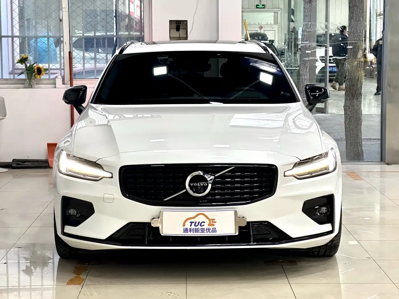 VOLVO V60