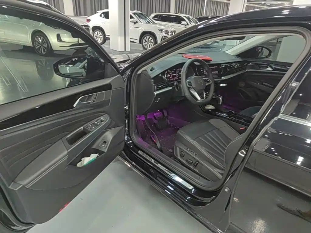 Volkswagen Passat 2025 2025 Outstanding 330TSI Starlight Elite Edition