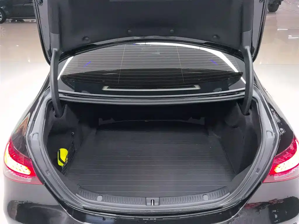 Mercedes-Benz E-Class 2023 Facelift E 300 L Fashion фото 9
