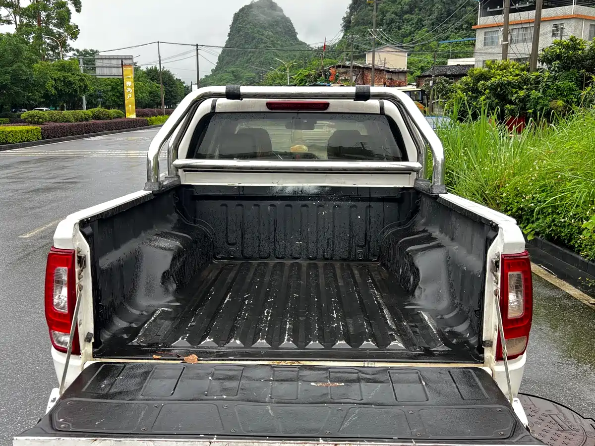 Great Wall Fengjun 6 2015 2014 2.0T 2WD Elite 4D20B