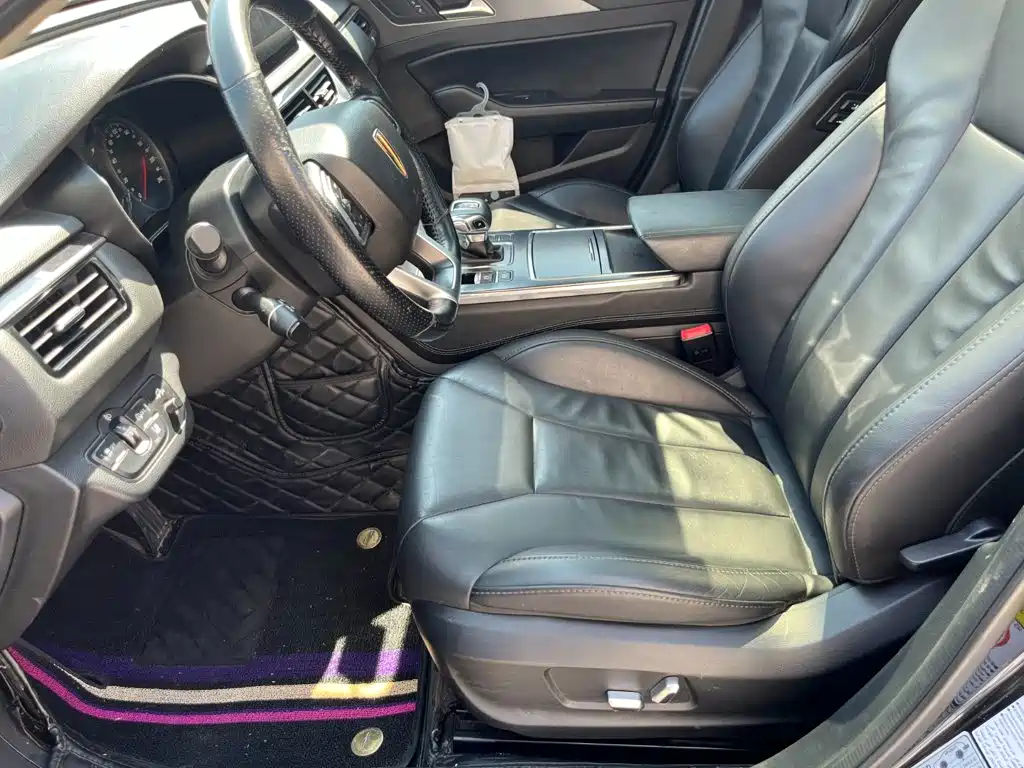 Фото 5 - Hongqi H5
