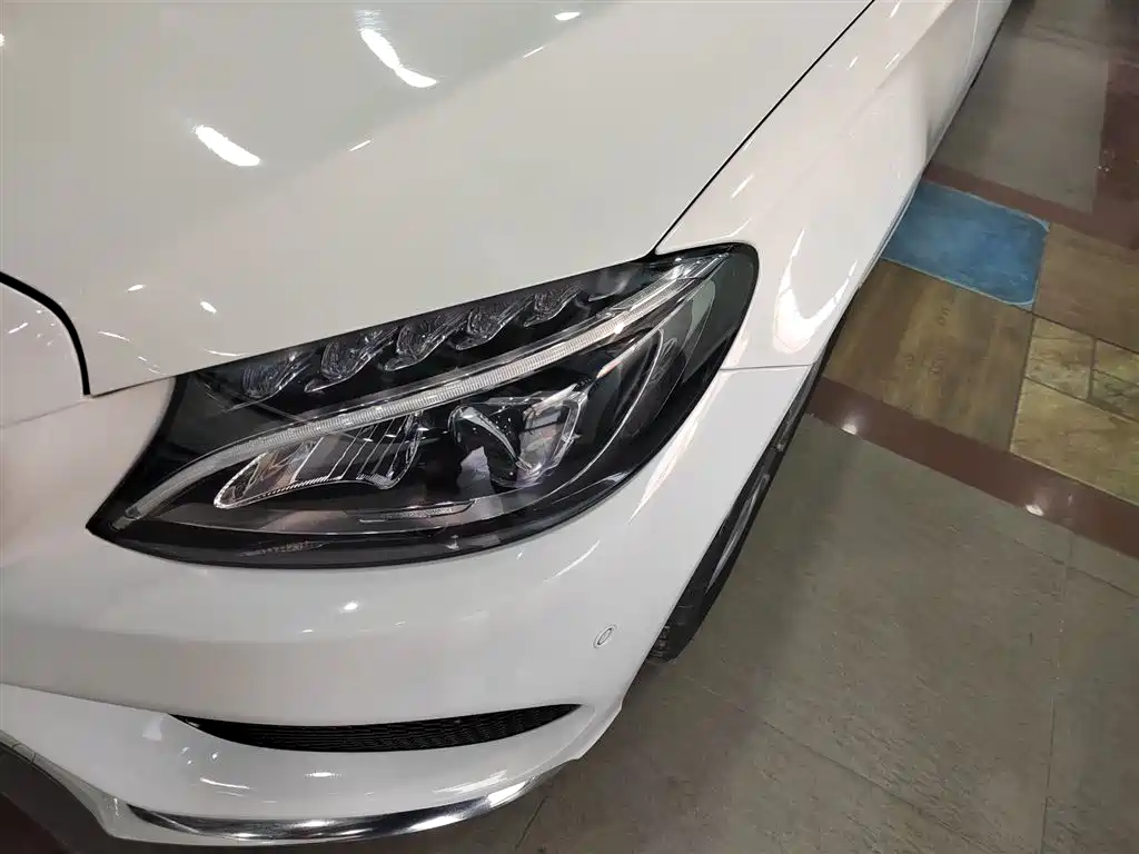 Mercedes-Benz C-Class 2017 C 180 L Sport фото 24