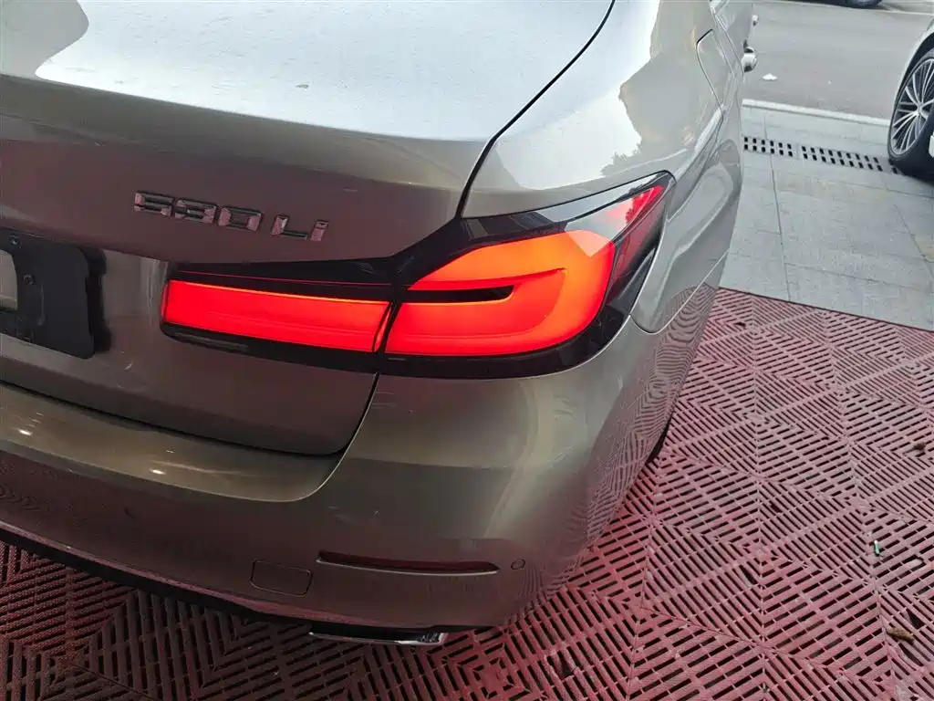BMW 5 Series 2022 Facelift 530Li Leading Luxury Package фото 8