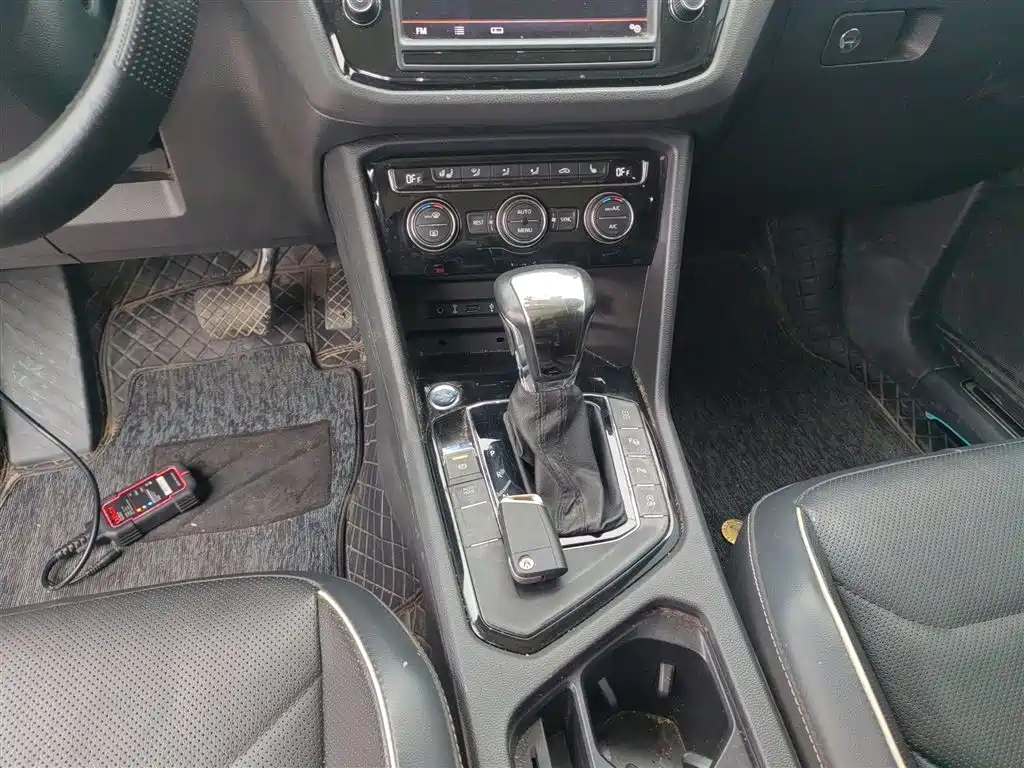 Volkswagen Tiguan L 2018 330TSI Automatic 2WD Flagship Edition фото 6