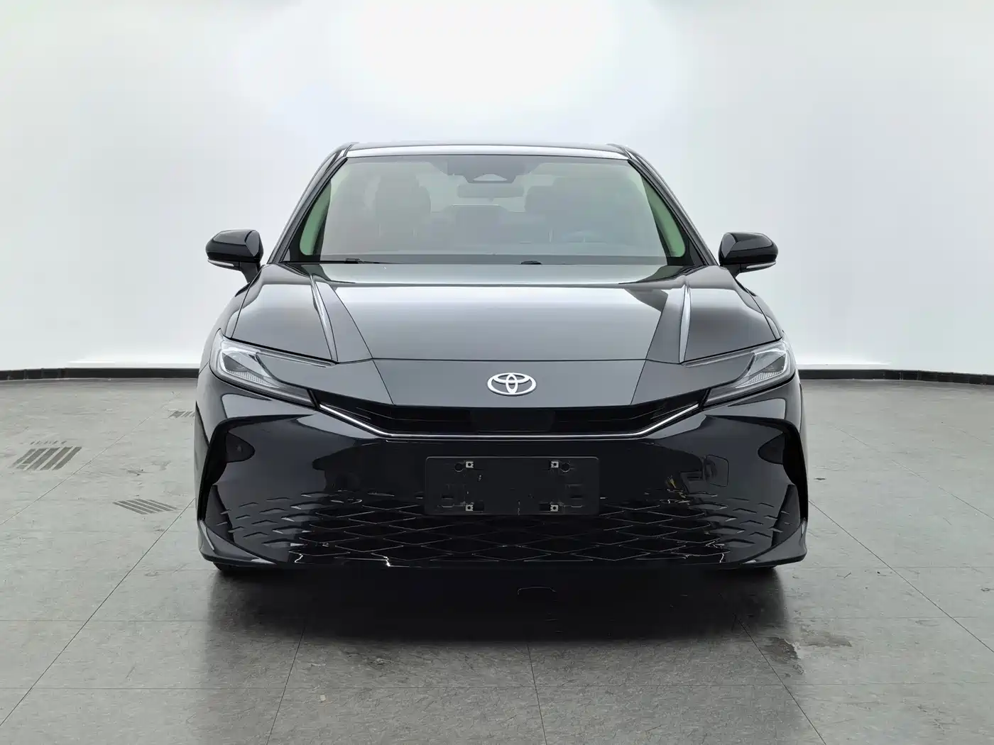 Toyota Camry 2025 2024 Hybrid 2.0HG Premium Edition