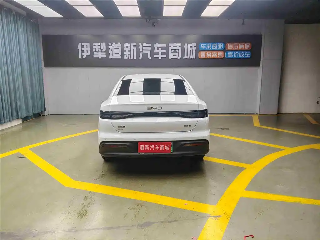 BYD Hai Bao 05 DM-i 2025 DM-i Smart Drive Edition 55KM Luxury фото 8
